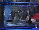 Quick Costume Change Act Short Clip